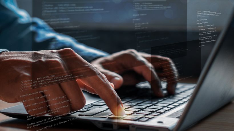 Enhance Applications with User-Customized Router App